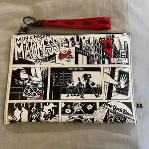 Great Min and Mon clutch with wristlet